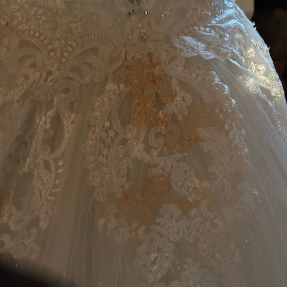 In fair  condition has one Stain but that’s the only issue dry clean - Picture 3 of 5